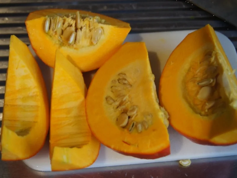 Kürbis-Kartoffel-Knödel mit Steinpilzragout - Rezept - Bild Nr. 1418