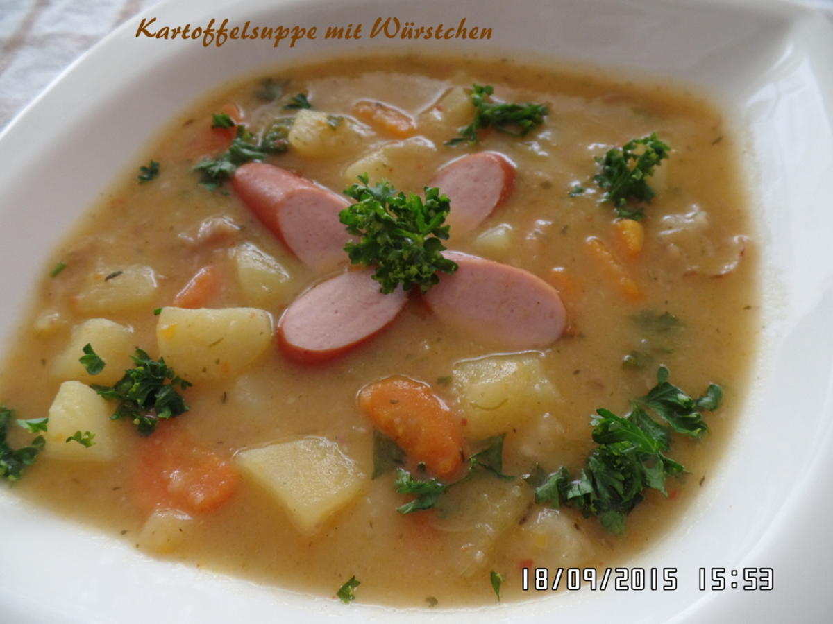Kartoffelsuppe mit Würstchen - Rezept mit Bild - kochbar.de