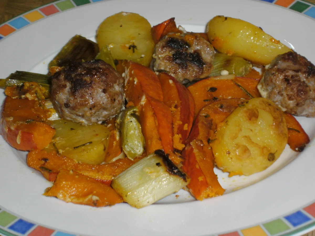 Kürbis mit Mettbällchen und Sahnesoße - Rezept - Bild Nr. 1436