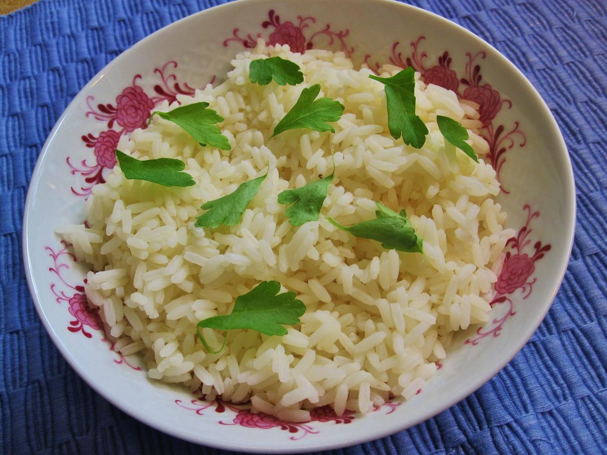 Klare Ochsenschwanzsuppe mit Markklößchen** und Reis - Rezept - Bild Nr. 1419