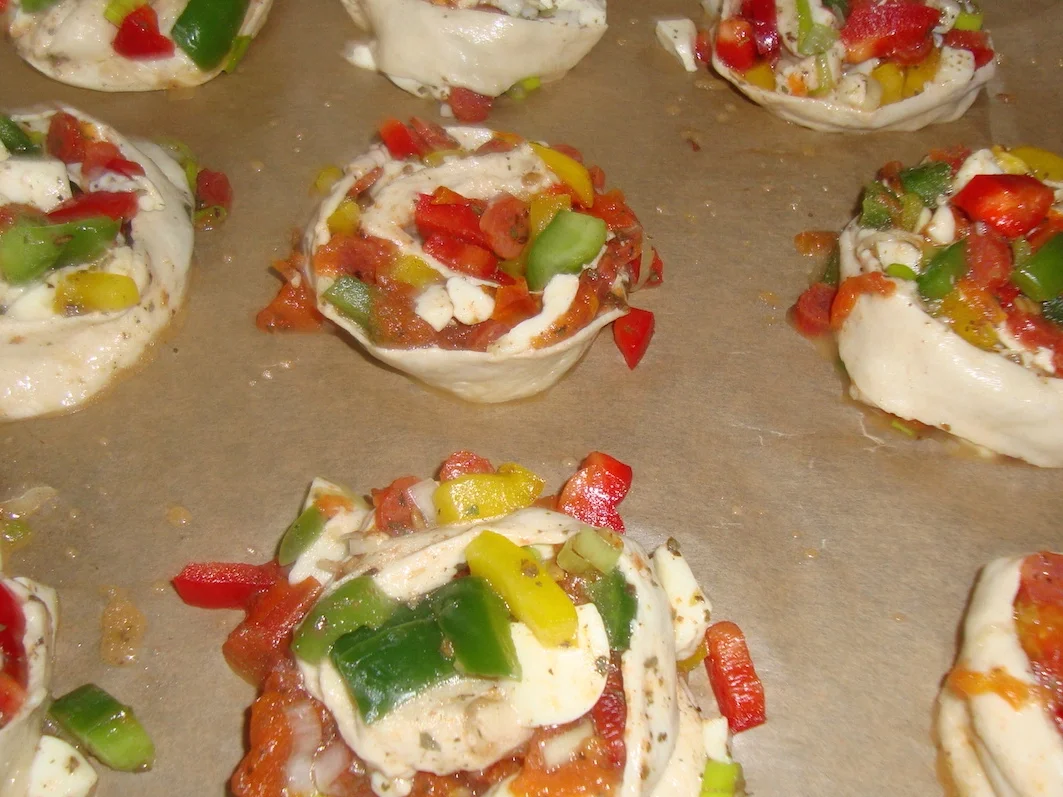 PIZZASCHNECKEN MIT SALAMI - Rezept - Bild Nr. 1417