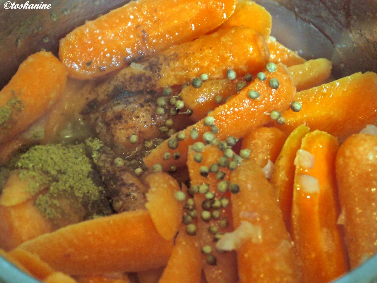 Rezept: Lammfilet, Gewürzmöhren, Fächerkartoffeln Bild Nr. 1426 Lammfilet, Gewürzmöhren, Fächerkartoffeln - Rezept - Bild Nr. 1426