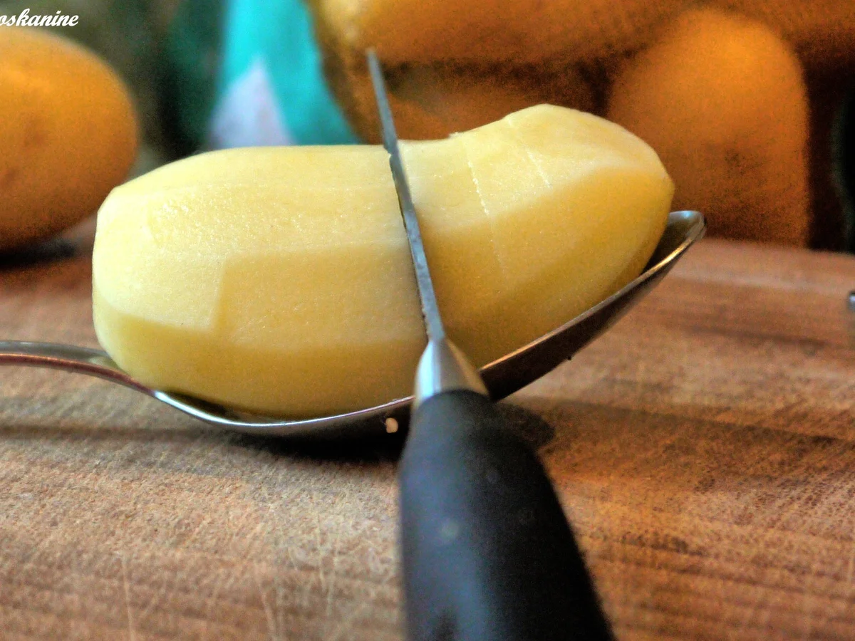 Rezept: Lammfilet, Gewürzmöhren, Fächerkartoffeln Bild Nr. 1428 Lammfilet, Gewürzmöhren, Fächerkartoffeln - Rezept - Bild Nr. 1428