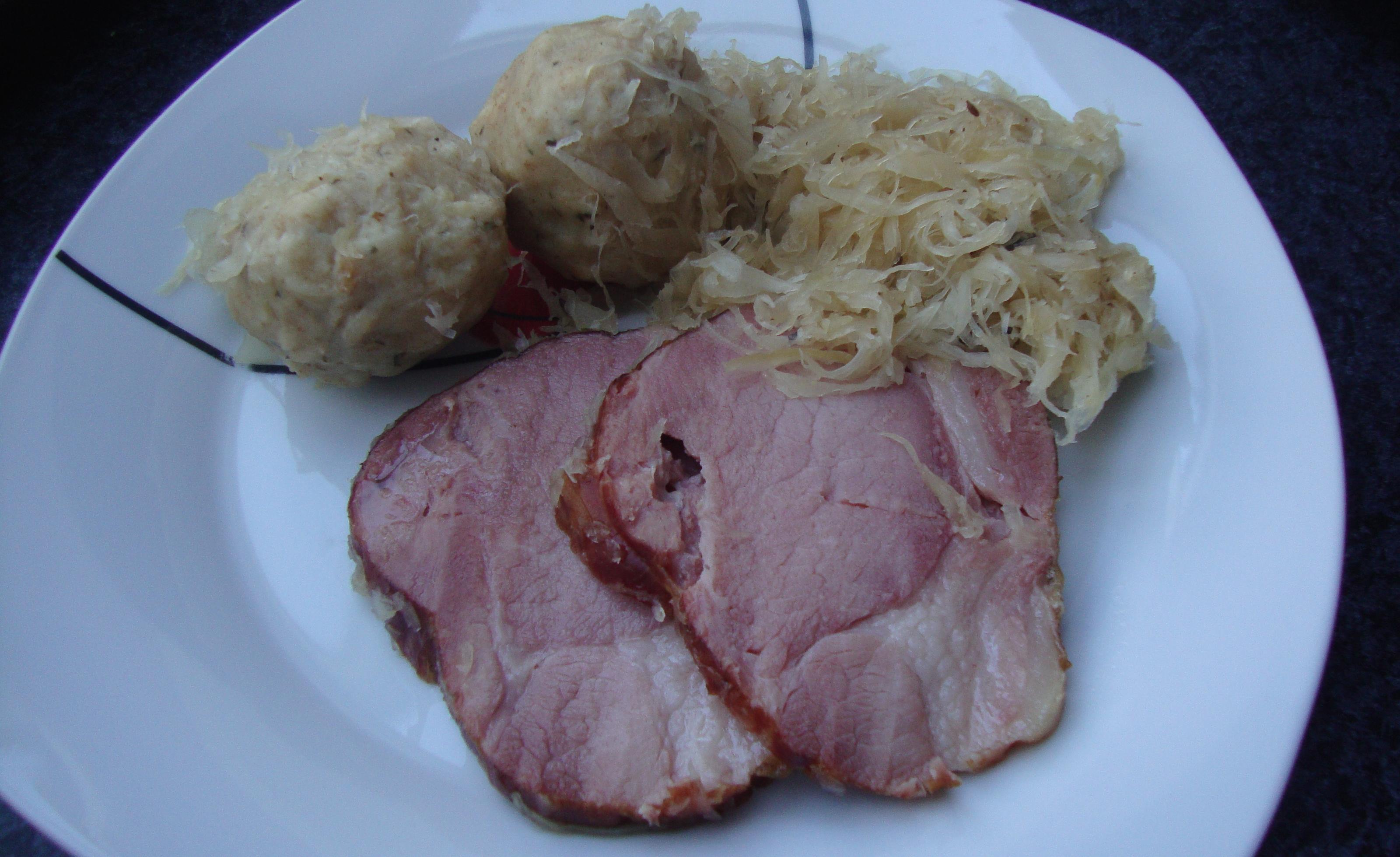 Bilder für GESELCHTES MIT KRAUT UND KNÖDEL - Rezept