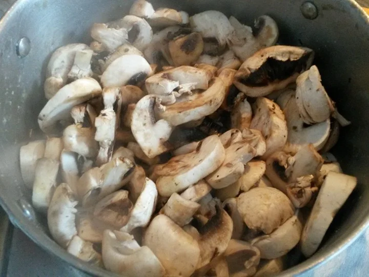 Puten - Champignon - Auflauf mit Kartoffeldecke - Rezept - Bild Nr. 1420