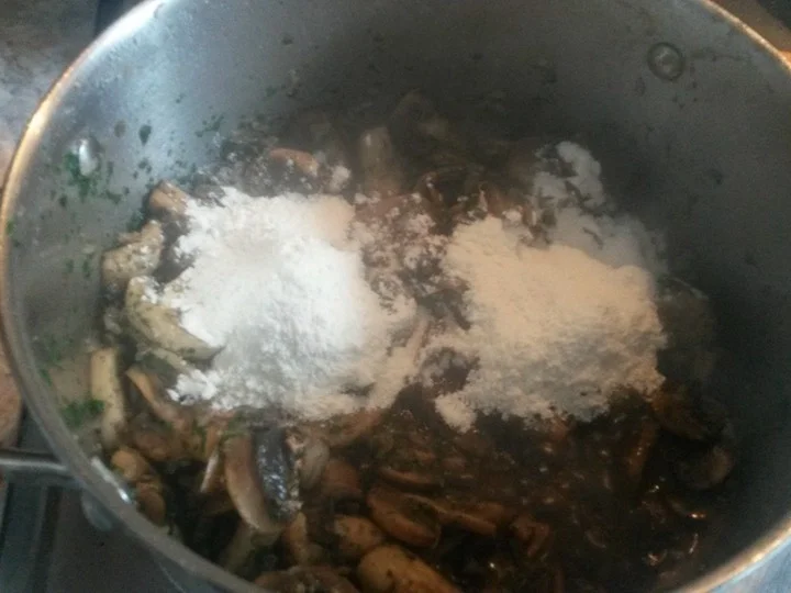 Puten - Champignon - Auflauf mit Kartoffeldecke - Rezept - Bild Nr. 1422