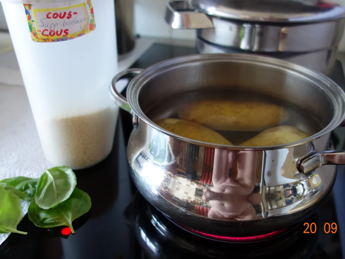   Beilage: Kartoffeln mit Cous cous-Kruste und Basilikum - Rezept - Bild Nr. 1419