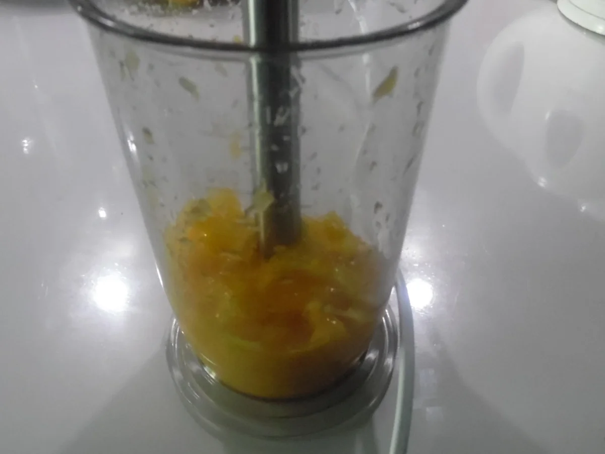 Garnelen in scharfer Kokos-Mango-Soße im Reisring - Rezept - Bild Nr. 1438