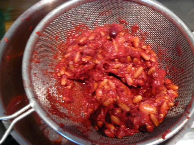 Rezept: Marmelade von Kornelkirschen Bild Nr. 1433 Marmelade von Kornelkirschen - Rezept - Bild Nr. 1433