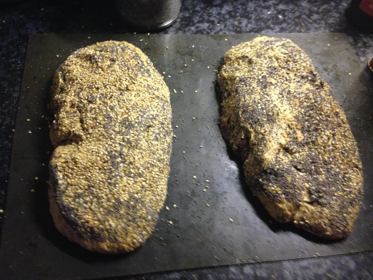 Rezept: Vollkorn Möhrenbrot mit Mohn Bild Nr. 4457 Vollkorn Möhrenbrot mit Mohn - Rezept - Bild Nr. 4457