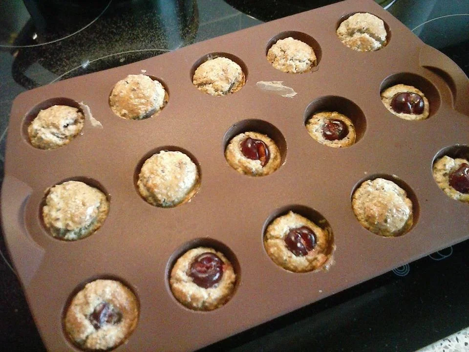 Rezept: Haselnuss küsst Kirsche Low Carb Bild Nr. 1437 Haselnuss küsst Kirsche Low Carb - Rezept - Bild Nr. 1437