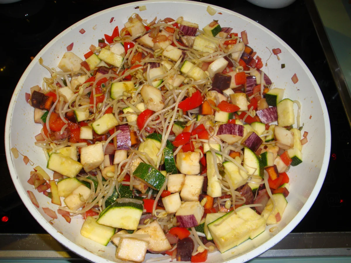 Gemüsefritata mit rotem Quinoa - Rezept - Bild Nr. 1544