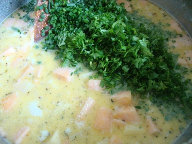 Kartoffelsuppe ( gehaltvoll ) nach "SuppenGeniesser Art" - Rezept - Bild Nr. 1448