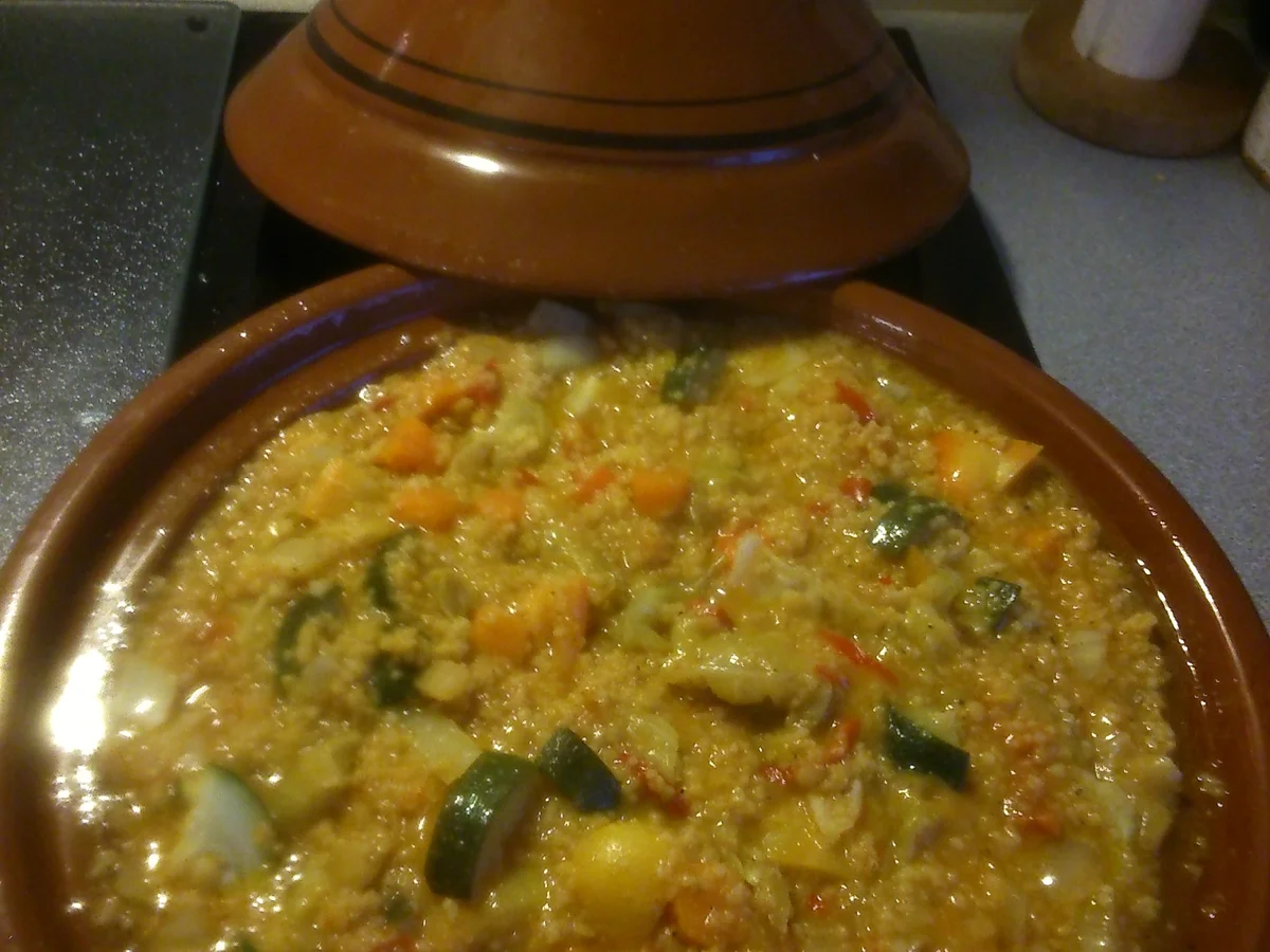 Rezept: Gemüse-Tajine mit Couscous und Linsen Bild Nr. 1477 Gemüse-Tajine mit Couscous und Linsen - Rezept - Bild Nr. 1477