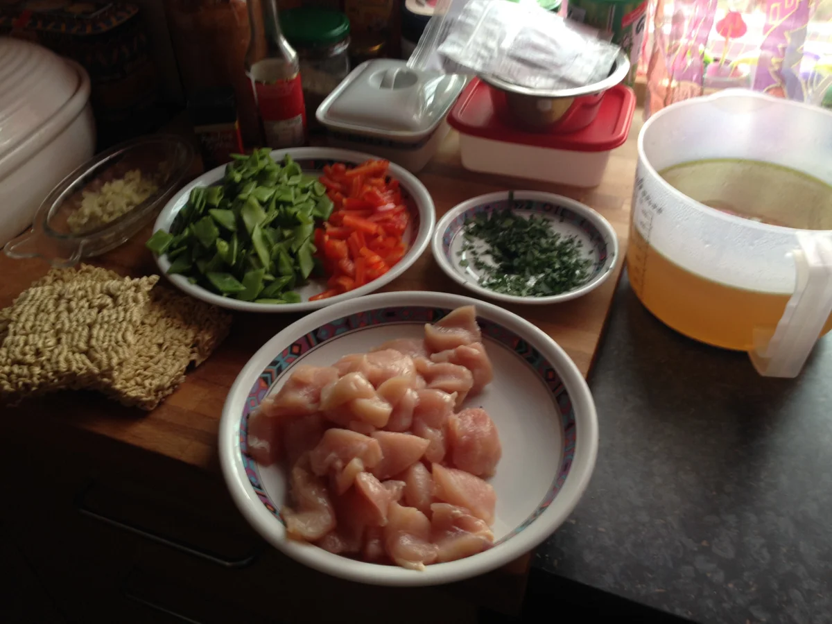 Hühnersuppe asiatisch angehaucht - Rezept - Bild Nr. 1482