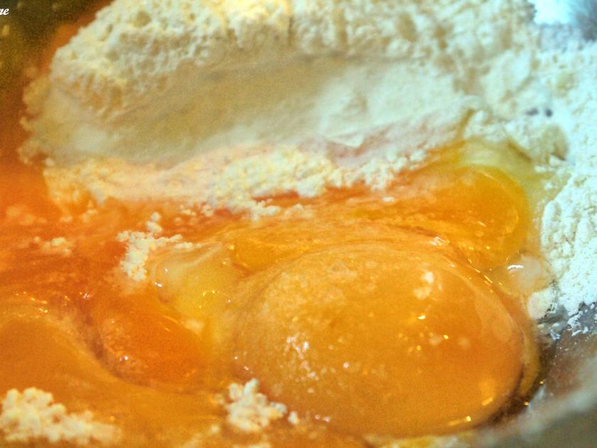 Schaumomelett mit Camembert und Gurken - schnell & einfach - 674 kcal/100g Schaumomelett mit Camembert und Gurken - schnell & einfach - 674 kcal/100g