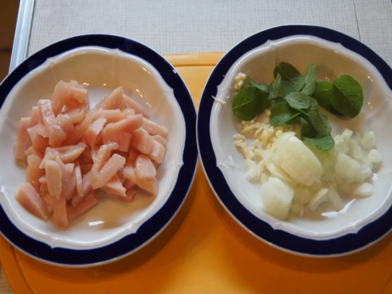 Salbei-Hähnchenbrustfilet-Nudeln - Rezept - Bild Nr. 1490