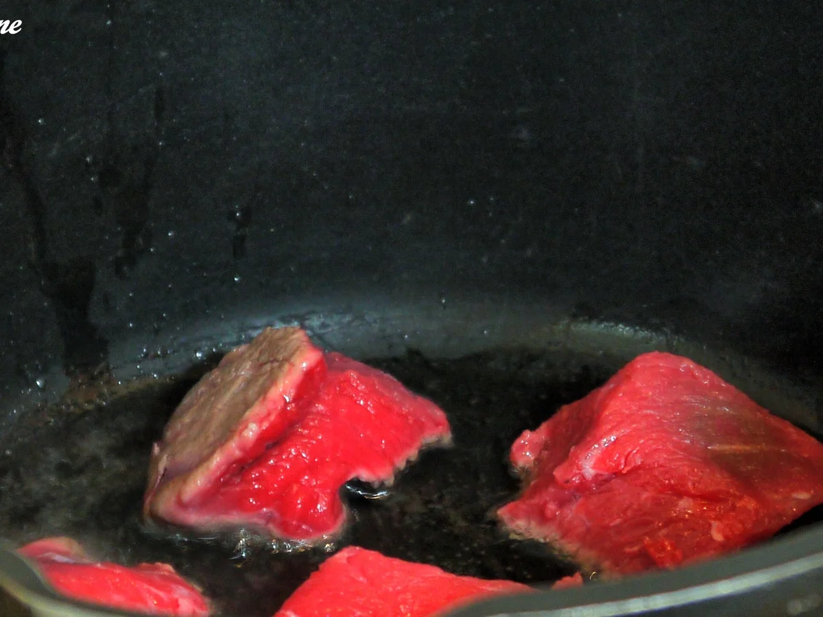 Rindergulasch in Tomaten-Sahnesosse - Rezept - Bild Nr. 1530