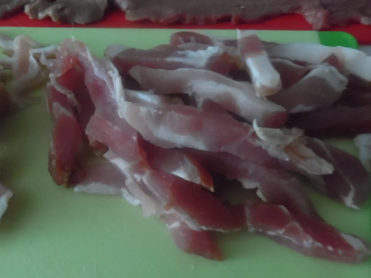 Rezept: Rinderrouladen mit Rotkraut und Klößen Bild Nr. 1532 Rinderrouladen mit Rotkraut und Klößen - Rezept - Bild Nr. 1532