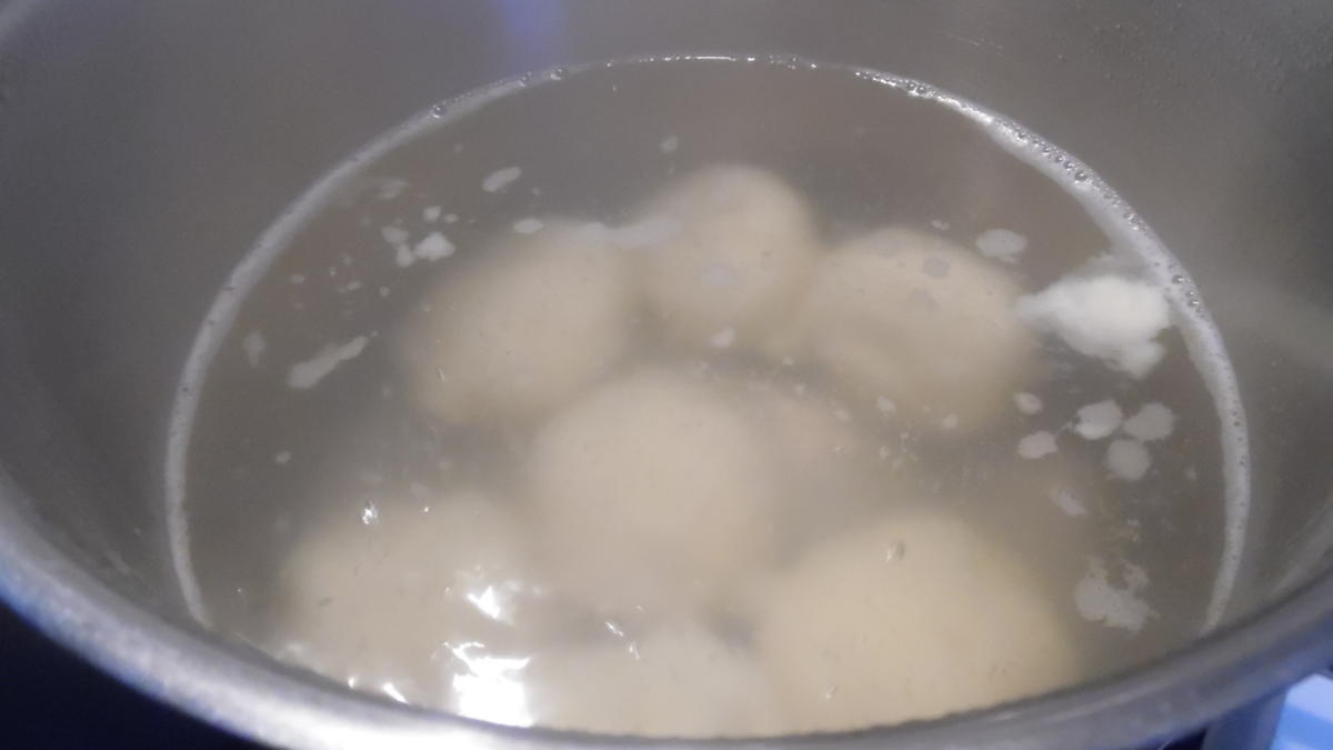 Kartoffelklöße aus gekochten Kartoffeln - Rezept - Bild Nr. 1530