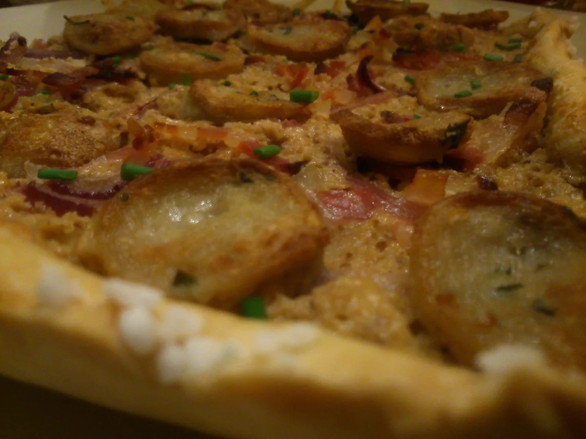 Weißwurst-Flammkuchen mit Laugenrand - Rezept - Bild Nr. 1541