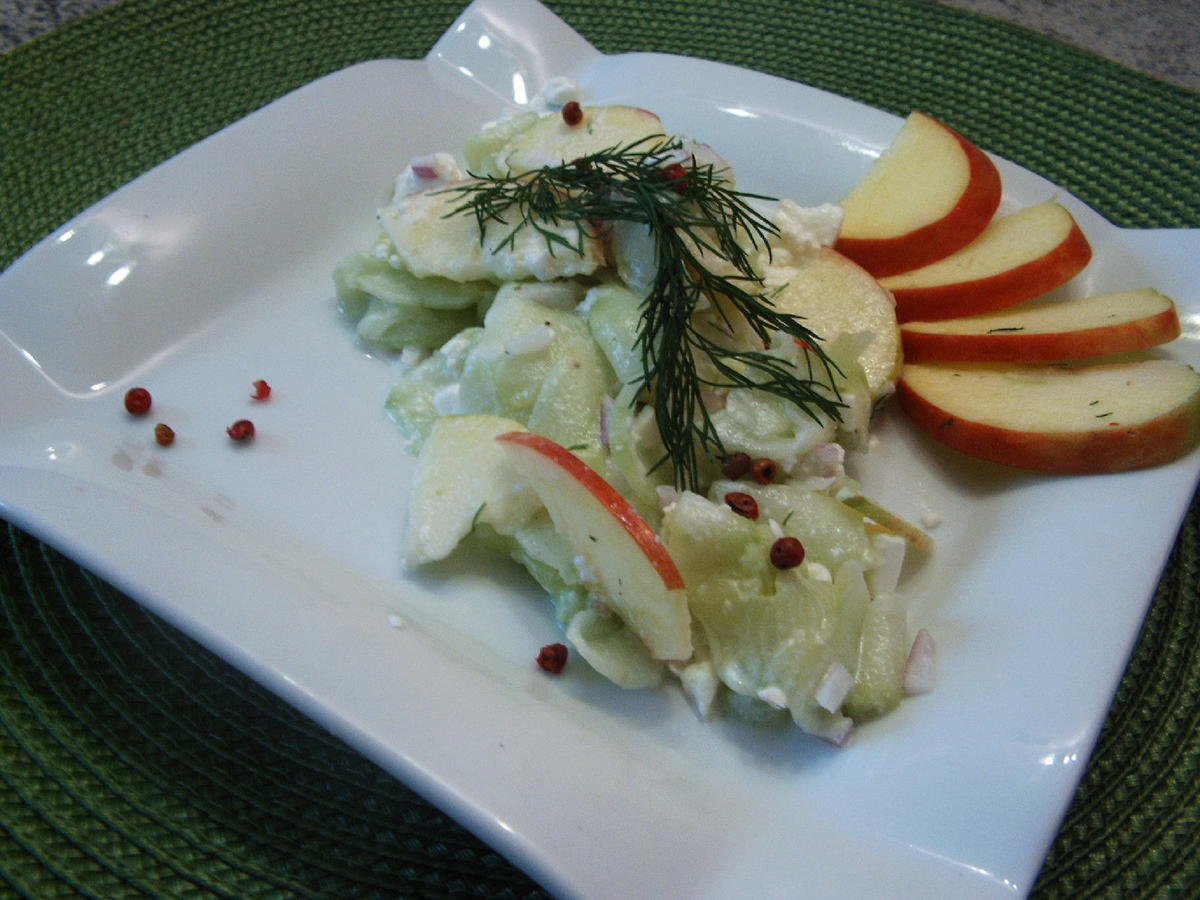 Gurken-Apfel- Salat - Rezept - Bild Nr. 1544