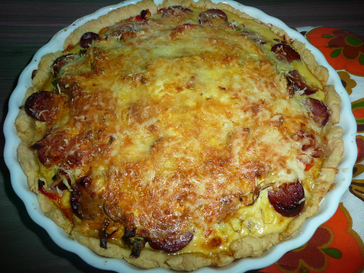 Paprika, Lauch + Kabanossi auf einer Quiche. - Rezept - Bild Nr. 1551