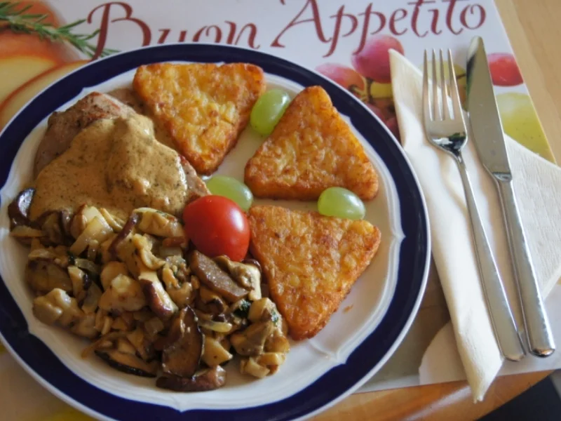 Kalbsmedaillons mit Steinpilzragout und Rösti-Ecken - Rezept - Bild Nr. 1559