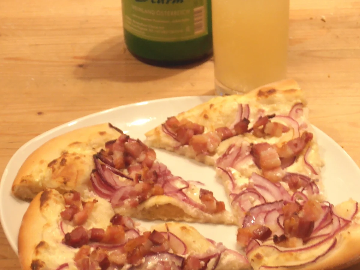 Flammkuchen (klassisch) - Rezept - Bild Nr. 1551