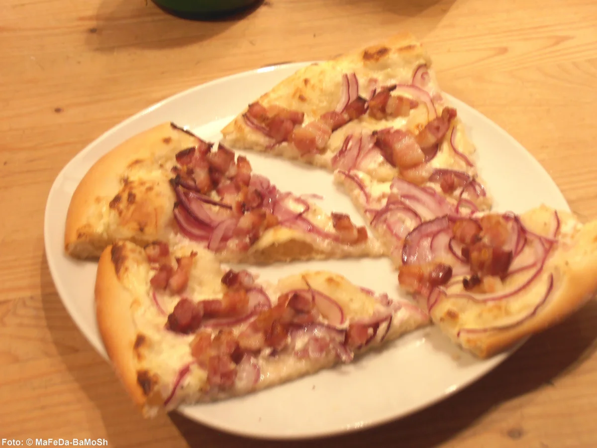 Flammkuchen (klassisch) - Rezept - Bild Nr. 1552