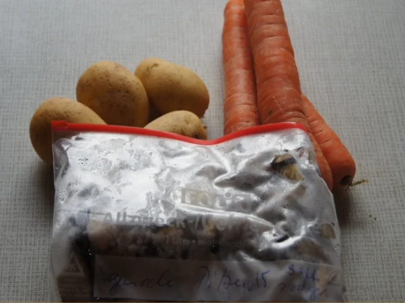 Möhren-Kartoffel-Knödel mit Waldpilzragout - Rezept - Bild Nr. 1551