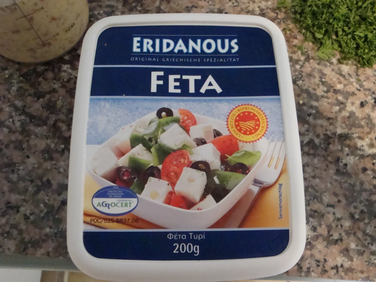 Rezept: Hackfleisch trifft Schafskäse in einem Auflauf Bild Nr. 1614 Hackfleisch trifft Schafskäse in einem Auflauf - Rezept - Bild Nr. 1614