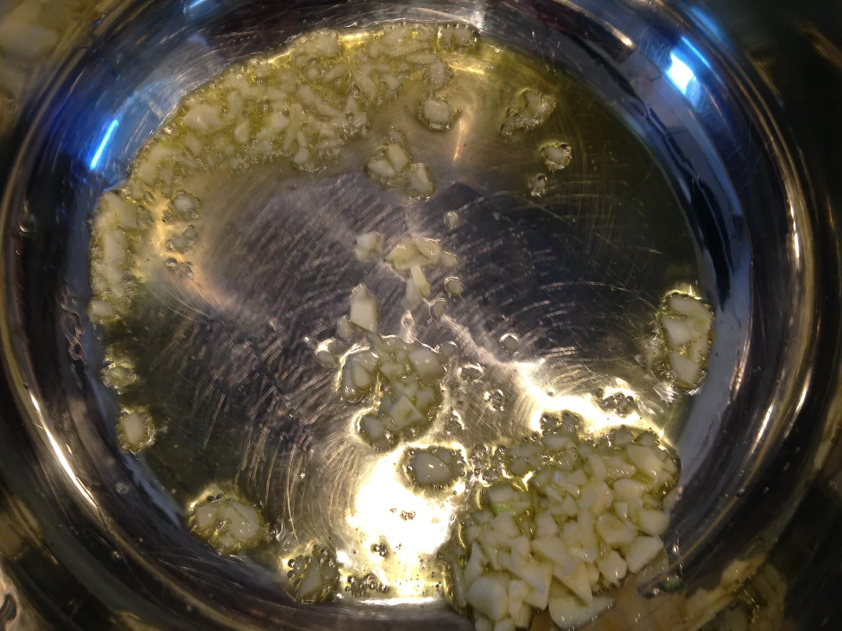 Leckere Pizzasoße - mit frischen Tomaten - Rezept - Bild Nr. 1591