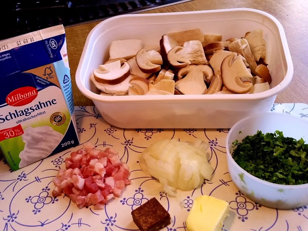 Steinpilze - heute mal in rahmiger Soße - Rezept - Bild Nr. 1591