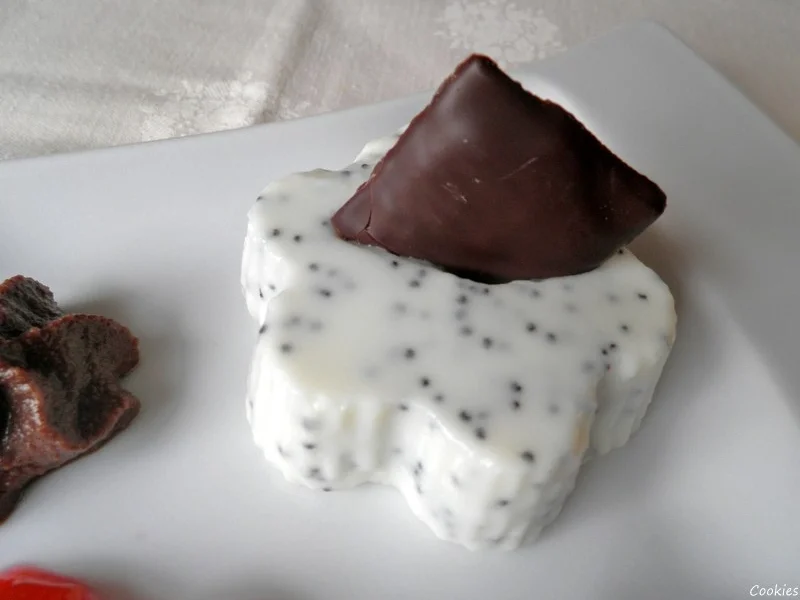 Weißer Schokoladen - Mohn - Pudding ... - Rezept - Bild Nr. 1650