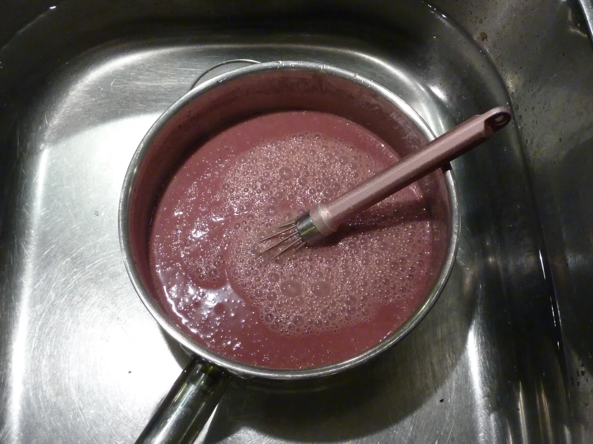 Rezept: Rotweinglace mit Feigenkompott Bild Nr. 1652 Rotweinglace mit Feigenkompott - Rezept - Bild Nr. 1652