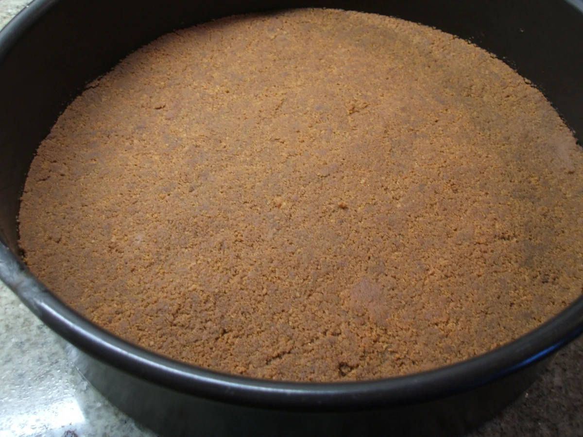 Rezept: Backen: Apfeltorte mit Zimt-Butter-Creme Bild Nr. 1656 Backen: Apfeltorte mit Zimt-Butter-Creme - Rezept - Bild Nr. 1656