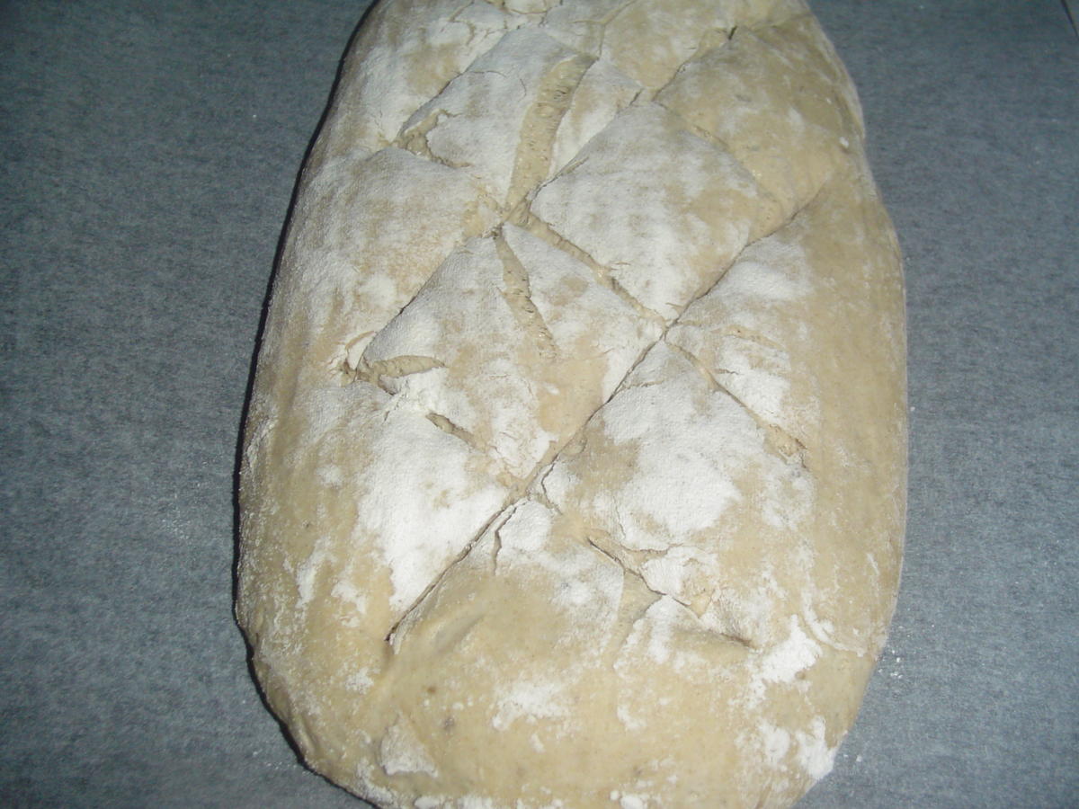 Leckeres Brot aus 700 gramm Sauerteig - Rezept - Bild Nr. 1679