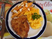 Kalbsschnitzel mit Karotten-Kartoffelstampf und Backofenkarotten - Rezept - Bild Nr. 1682