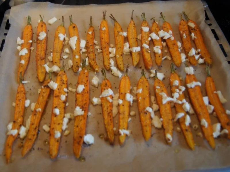 Kalbsschnitzel mit Karotten-Kartoffelstampf und Backofenkarotten - Rezept - Bild Nr. 1699