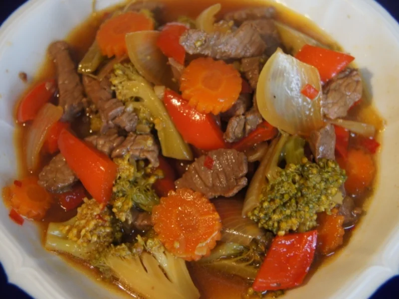 Rindfleischwok mit Gemüse - Rezept - Bild Nr. 1691