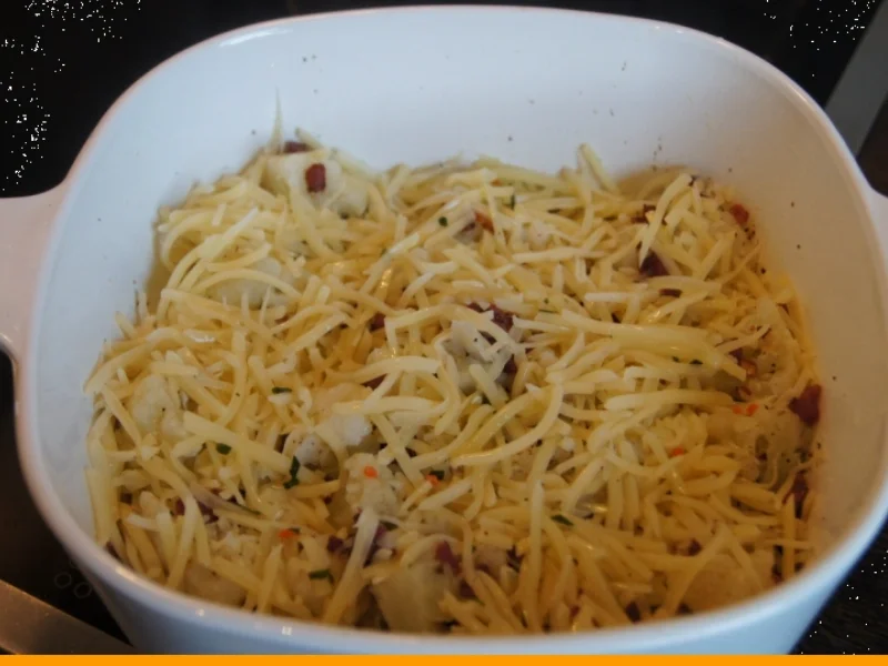 Rezept: Paprikabuletten mit Sauce, Blumemkohlgratin und Kartoffelpilzen Bild Nr. 1730 Paprikabuletten mit Sauce, Blumemkohlgratin und Kartoffelpilzen - Rezept - Bild Nr. 1730