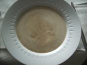 Pilzcremsuppe mit geschlagener Sahne - Rezept