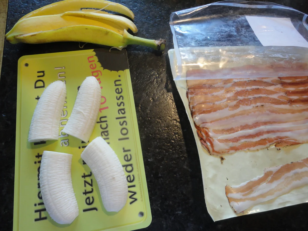 Rezept: gebratene Bananen im Speck Mantel Bild Nr. 1755 gebratene Bananen im Speck Mantel - Rezept - Bild Nr. 1755
