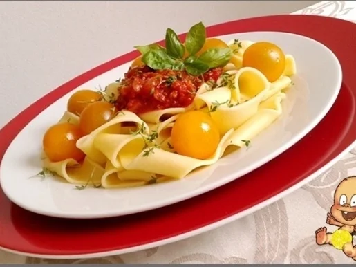 Sauce Bolognese an „Pasta all' Uovo“ &  Cocktailtomaten - Rezept - Bild Nr. 1779