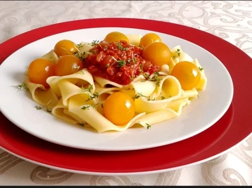 Sauce Bolognese an „Pasta all' Uovo“ &  Cocktailtomaten - Rezept - Bild Nr. 1793