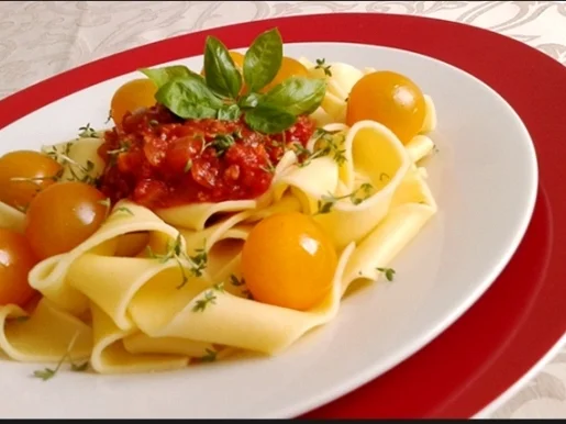 Sauce Bolognese an „Pasta all' Uovo“ &  Cocktailtomaten - Rezept - Bild Nr. 1794