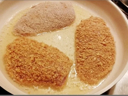 Hähnchenbrustfilet  raffiniert paniert und „goldig“ gebraten - Rezept - Bild Nr. 1790