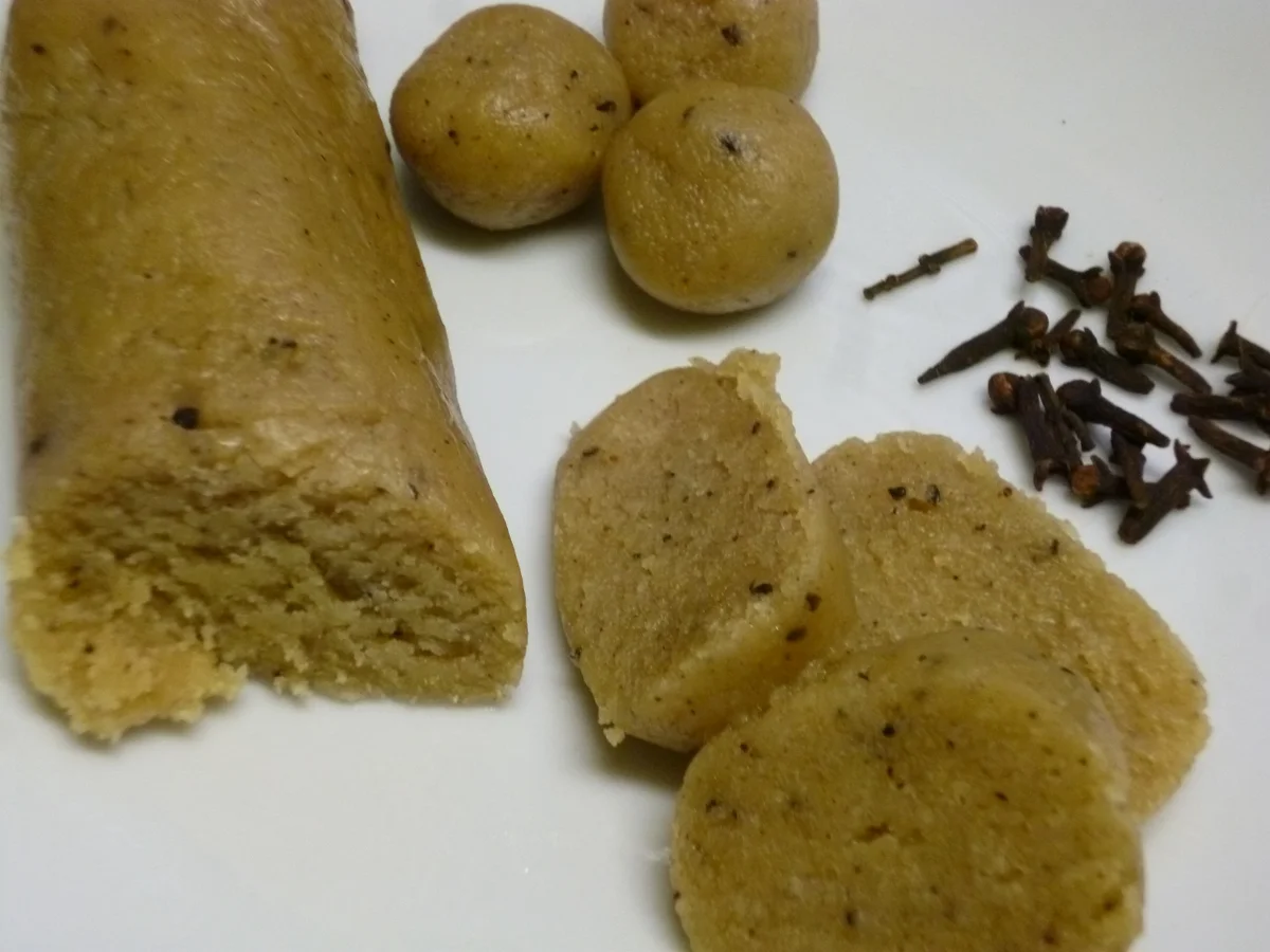 Rezept: Gewürz-Marzipan Rohmasse Bild Nr. 1829 Gewürz-Marzipan Rohmasse - Rezept - Bild Nr. 1829