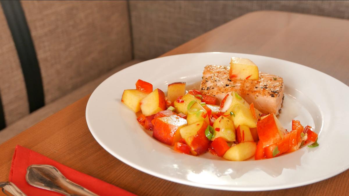 Lachs mit Nektarinensalsa - Rezept - Bild Nr. 1829